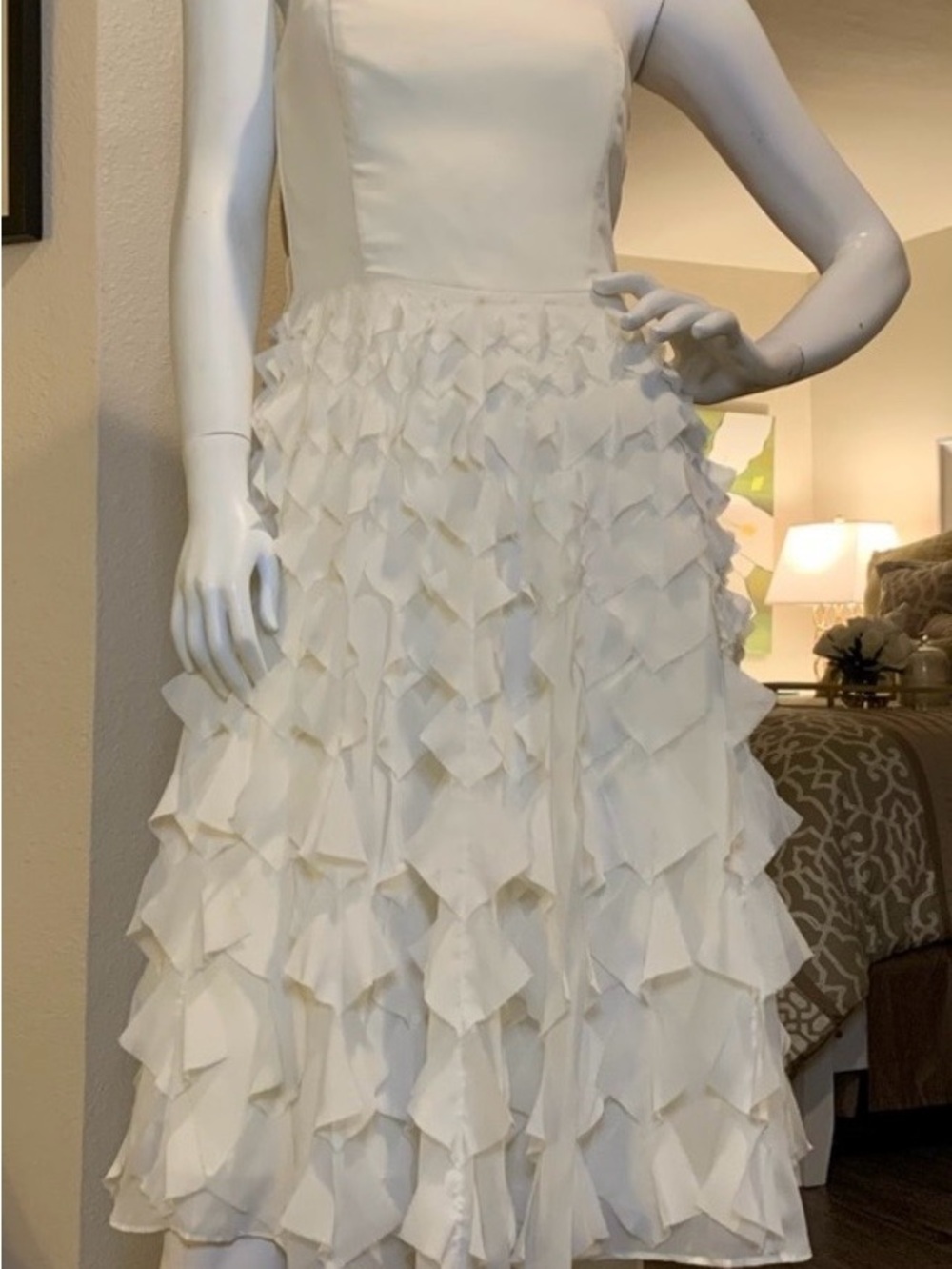White House Black Market Ivory White Ruffled Skirt Wedding Engagement Dress NWT
